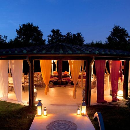 Agriturismo La Casa Di Rodo 콰라타 외부 사진