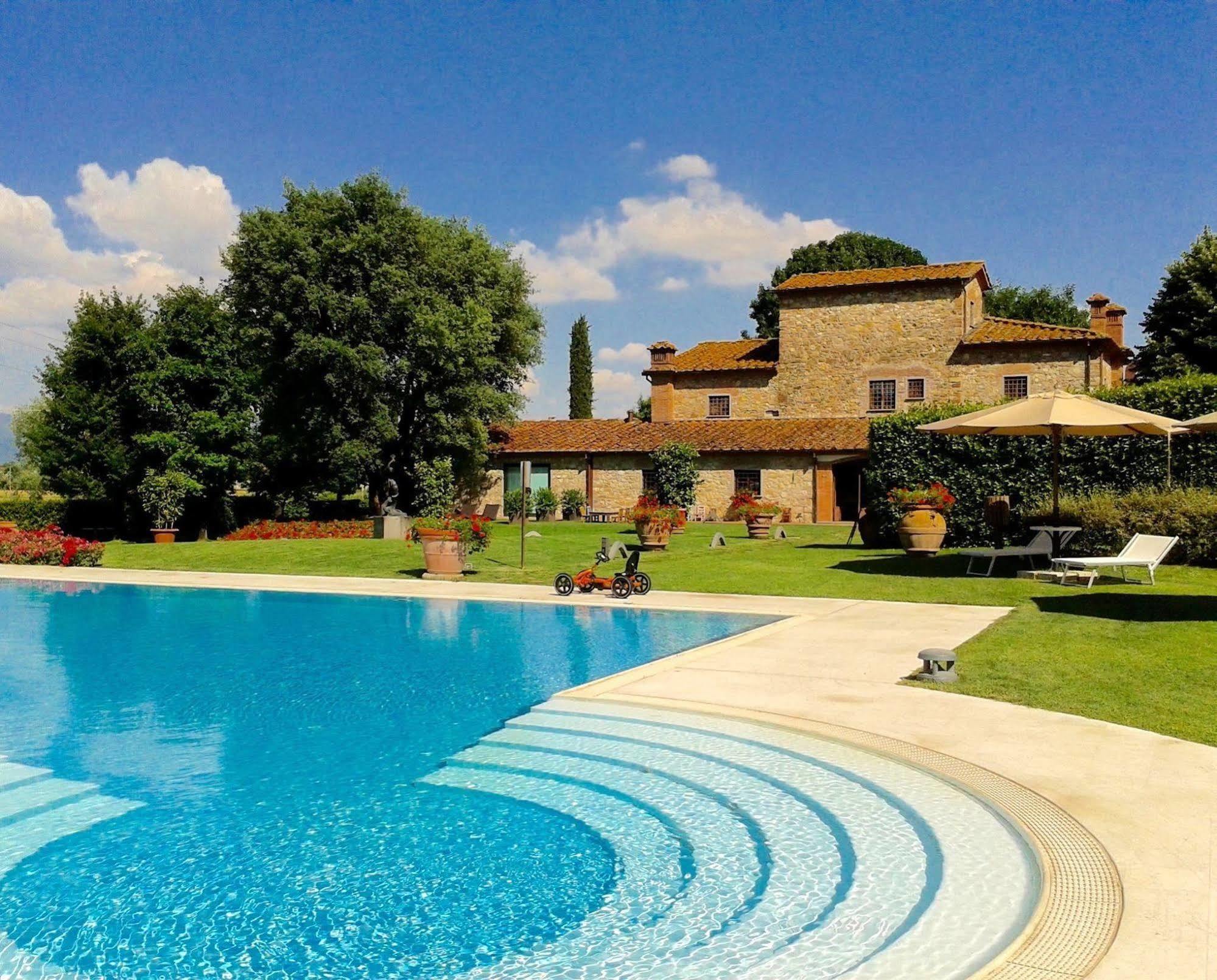 Agriturismo La Casa Di Rodo 콰라타 외부 사진