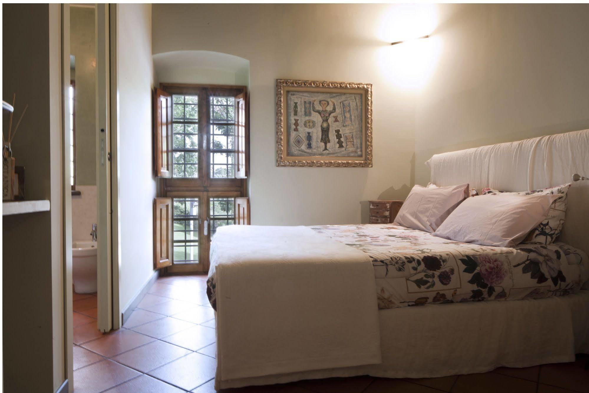 Agriturismo La Casa Di Rodo 콰라타 외부 사진